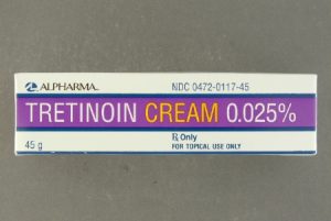 Tretinoin 0.025% Topical Cream Tube 20 Gram